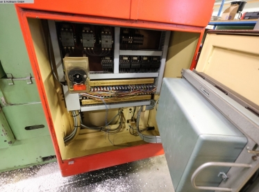 PFAUTER - Zahnrad-Abwälzfräsmaschine - horizontal - 2